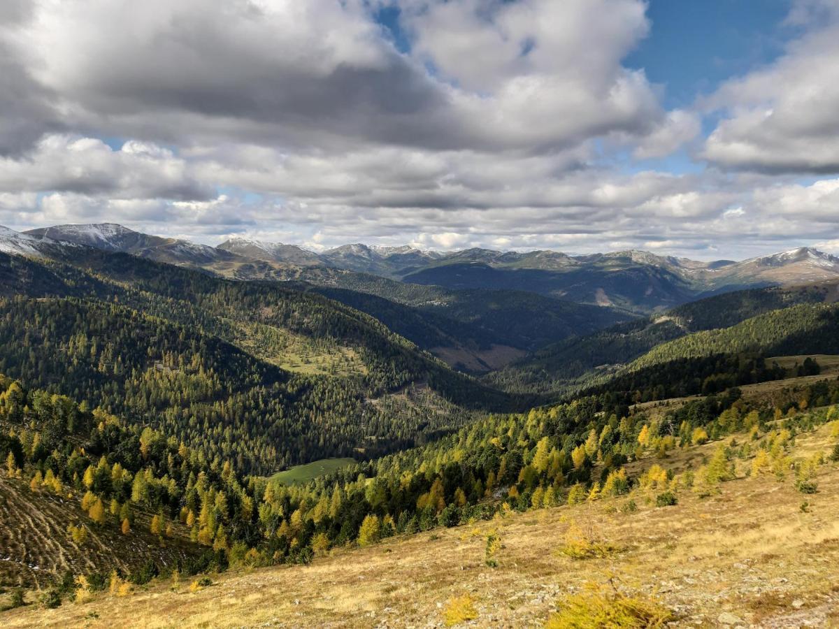 Almhaus Kärnten Flattnitz Exteriör bild